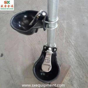 Copa d'aigua de bestiar a força de ferro